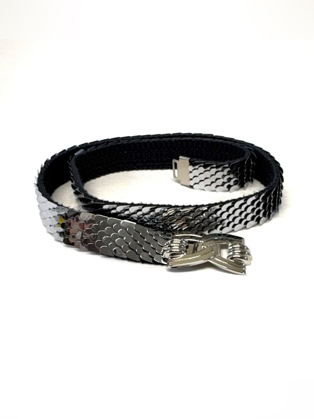 Vintage 70s Silver Metallic Fish Scale Disco Stretch Belt